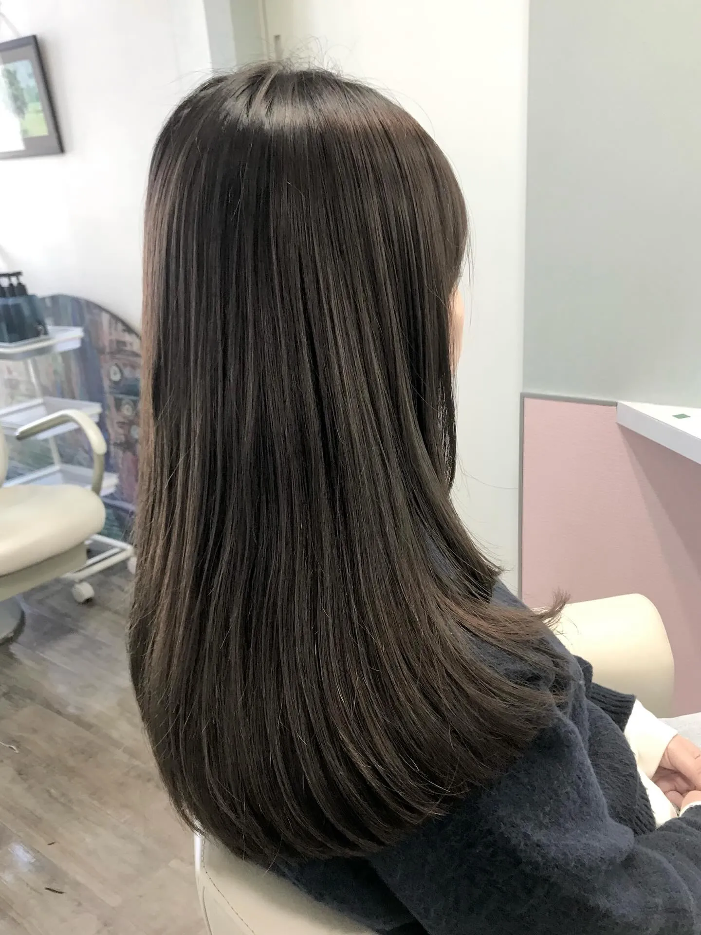 ロングヘアは艶のある人似合うあなたに！