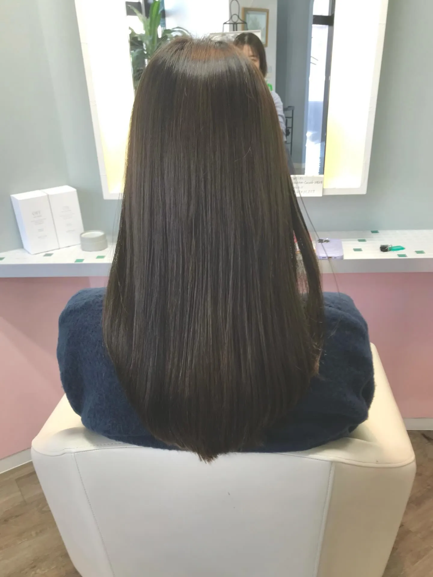 ロングヘアは艶のある人似合うあなたに！