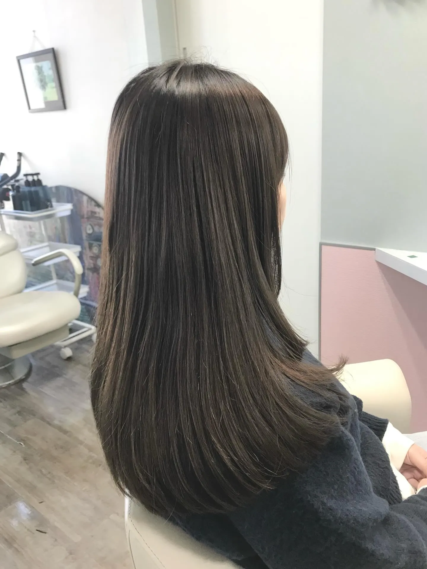 ロングヘアは艶のある人似合うあなたに！